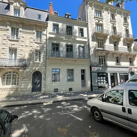 T3 Standing Center Station And Shops Daire Tours