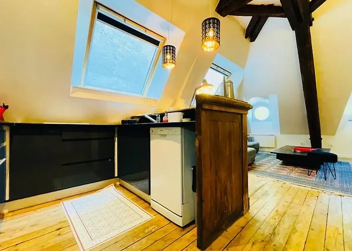 T3 Standing Center Station And Shops Tours